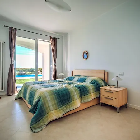 Villa Lucia Riviera Dei Fiori Pool - Happy San Remo